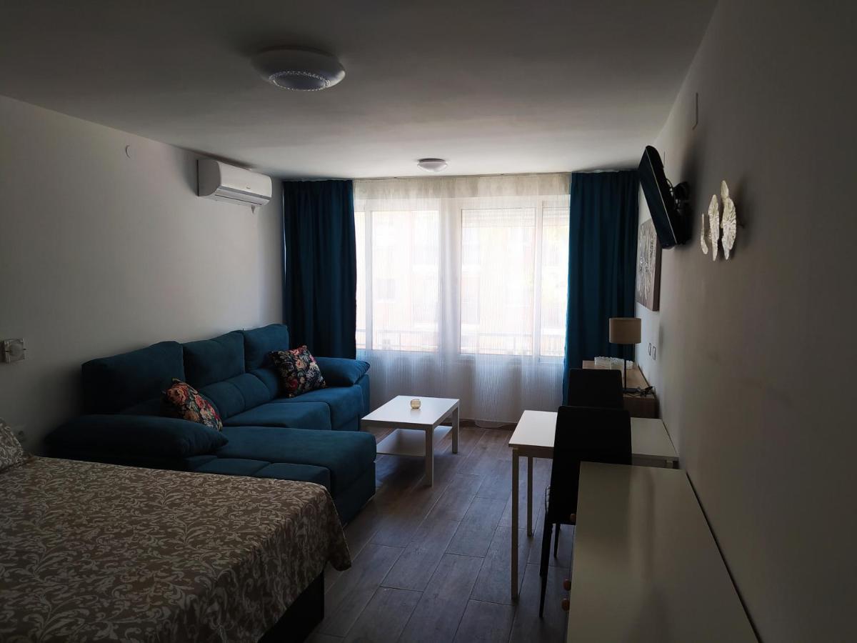 Recien Reformado, Fire Stick Amazon, Wifi, 2 Pers, Centrico, 20 M Playa Apartment Torremolinos Ngoại thất bức ảnh