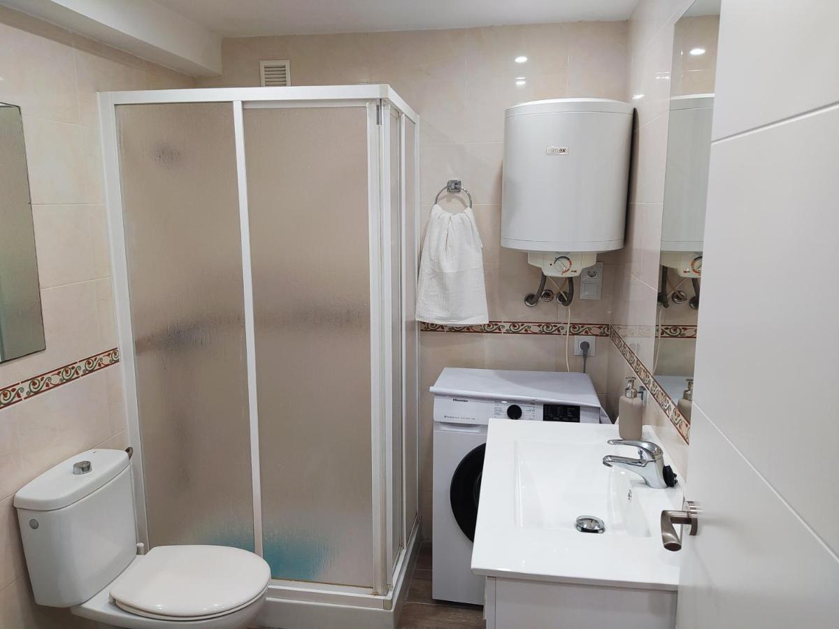 Recien Reformado, Fire Stick Amazon, Wifi, 2 Pers, Centrico, 20 M Playa Apartment Torremolinos Ngoại thất bức ảnh